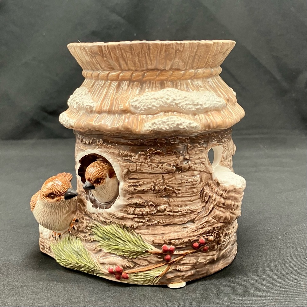 NEW Yankee Candle Ceramic Wax Melt Tart Burner Winter Two Birds Tree Holiday